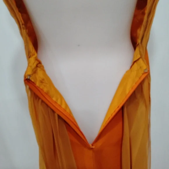 VINTAGE TANGERINE AND PUMPKIN SILK EVENING GOWN - Picture 14 of 15